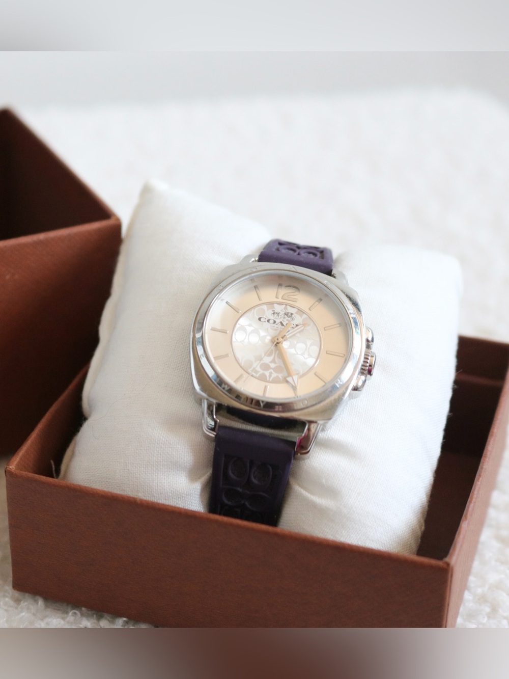 Vintage Coach Boyfriend Watch Silver Purple Band *Not working*